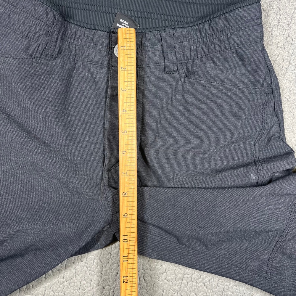 Men's Charcoal Straight-Fit Chino Pants - Picture 10 of 13